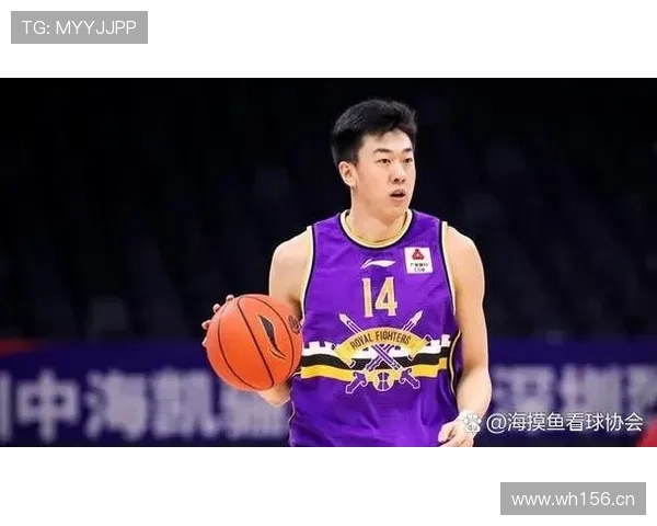 篮球比赛中双方球员同时出界究竟该如何判定归属？